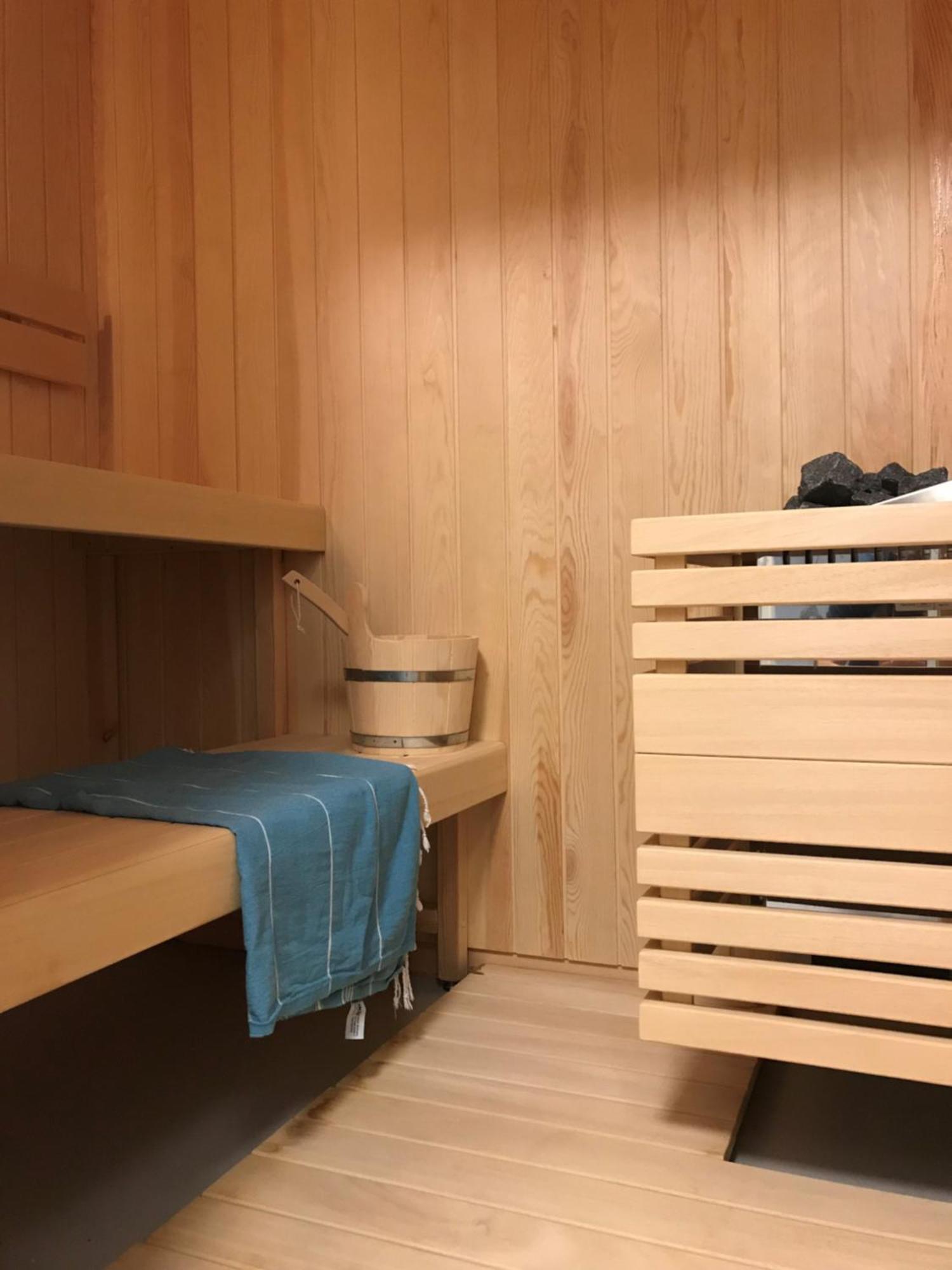 Lichtdurchflutete Ferienwohnung Mit Panorama-Sicht Und Schwimmbad/Sauna Muralto Exteriér fotografie